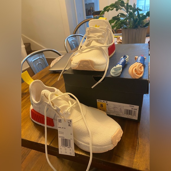 NWT! NMD R1 Running Shoe - Picture 2 of 3